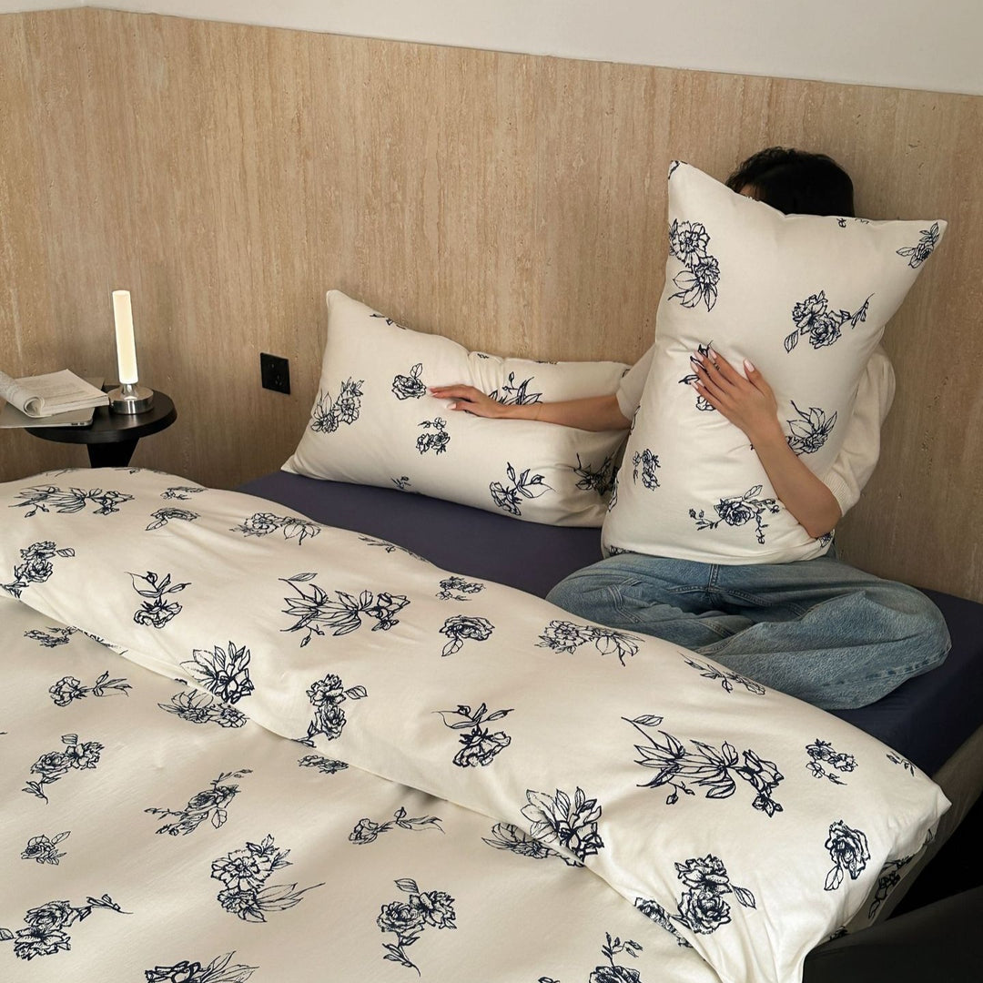 Royal Floral Bedding Set