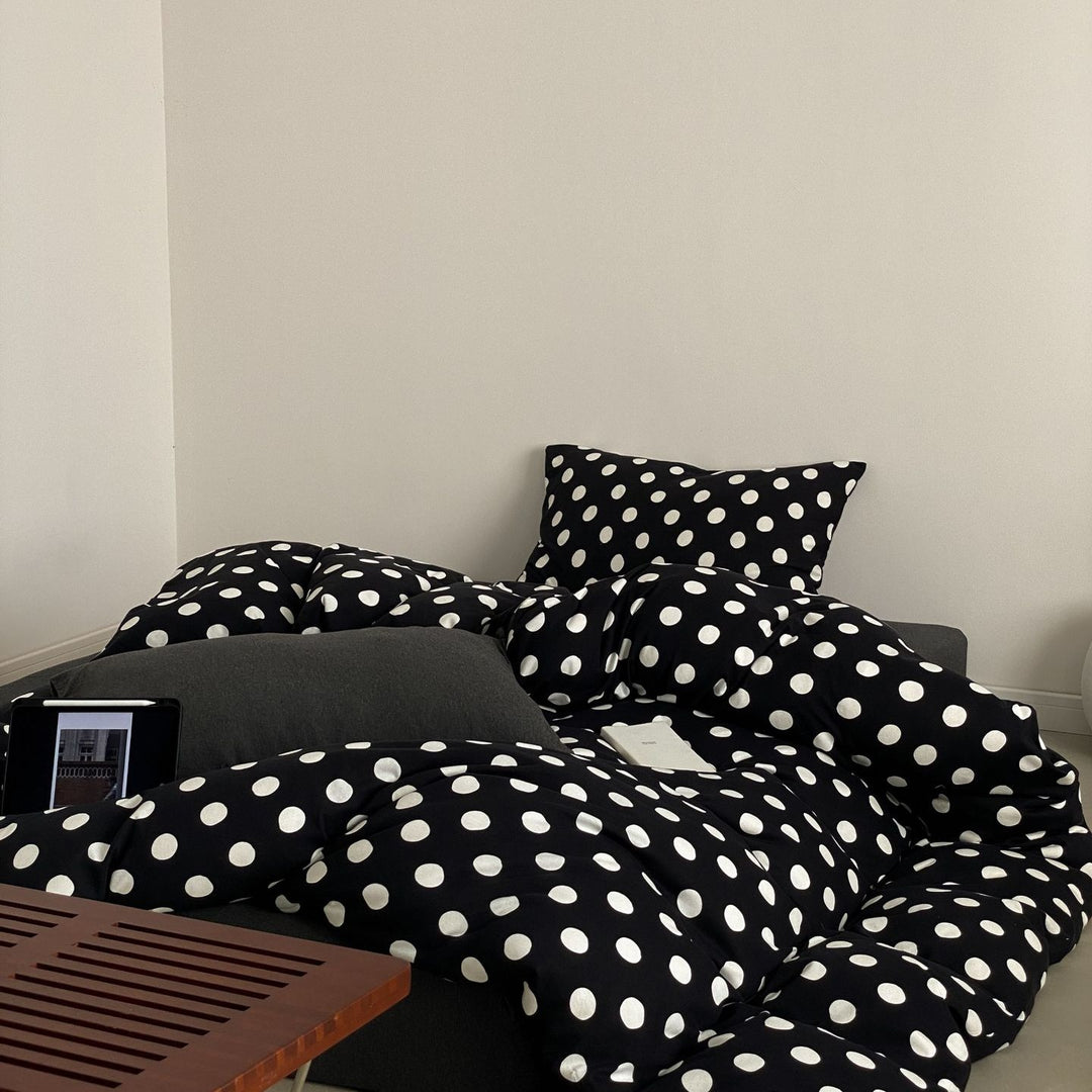 Retro Polka Dots Bedding Set