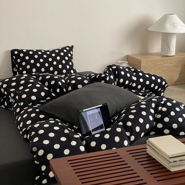Retro Polka Dots Bedding Set