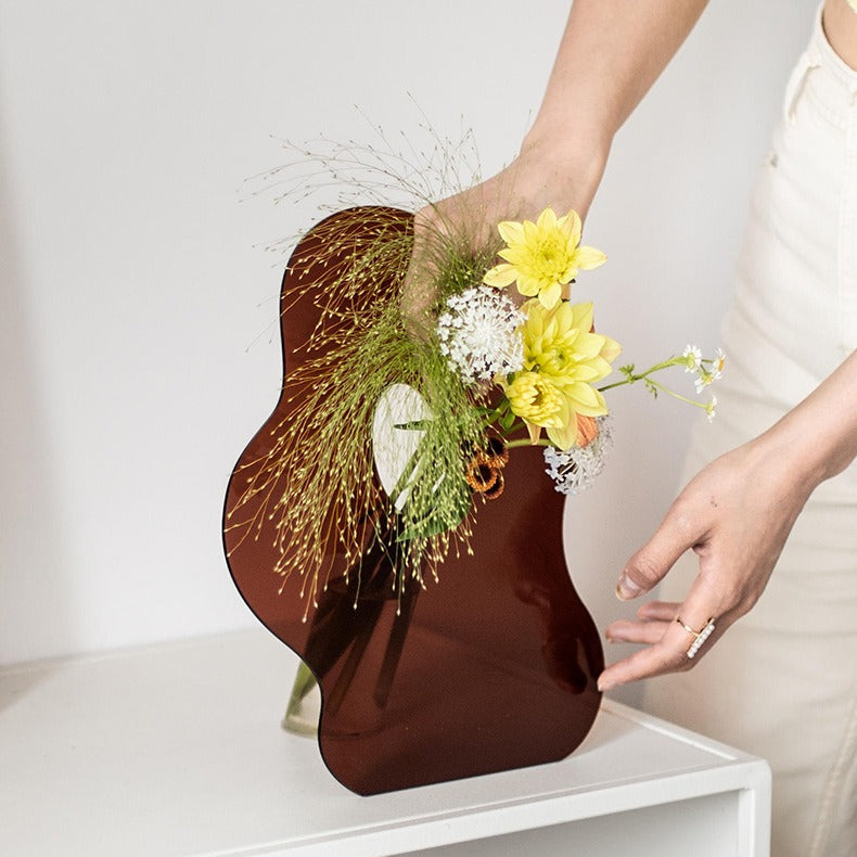 Soft Silhouette Vase