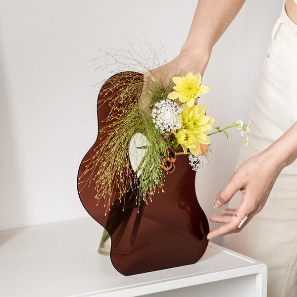 Soft Silhouette Vase