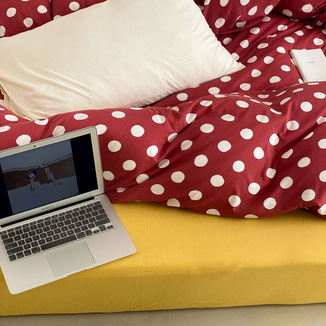 Retro Polka Dots Bedding Set