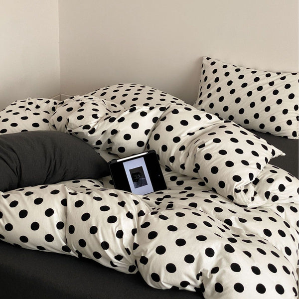Retro Polka Dots Bedding Set
