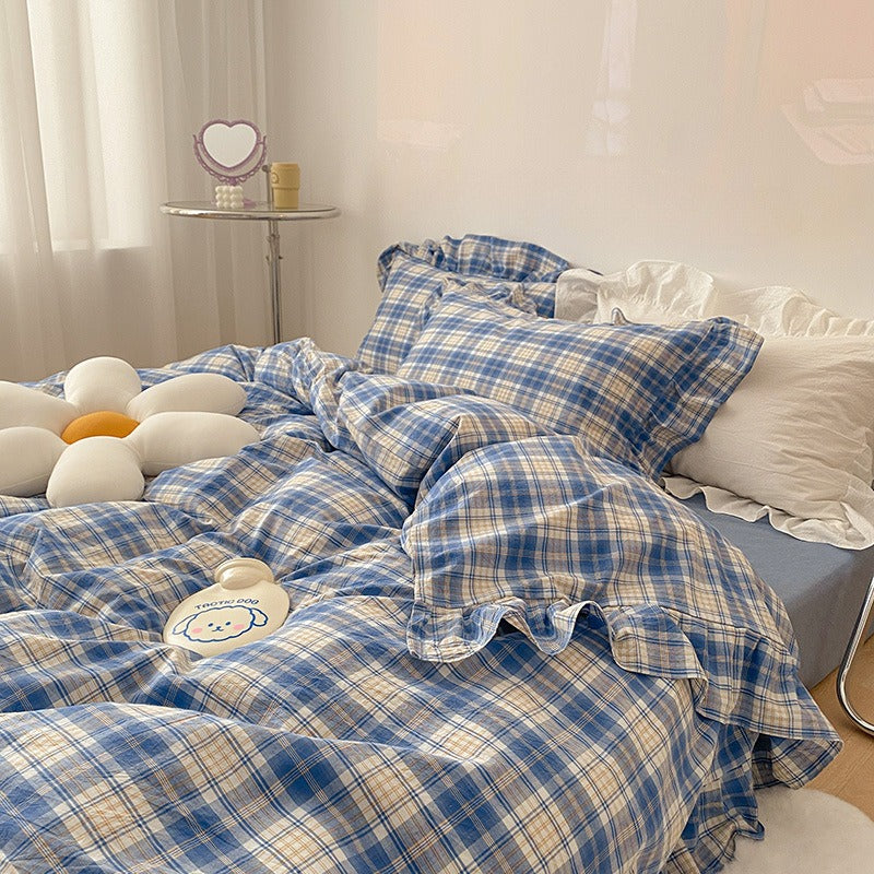 Soft Ruffled Checkered Bedding