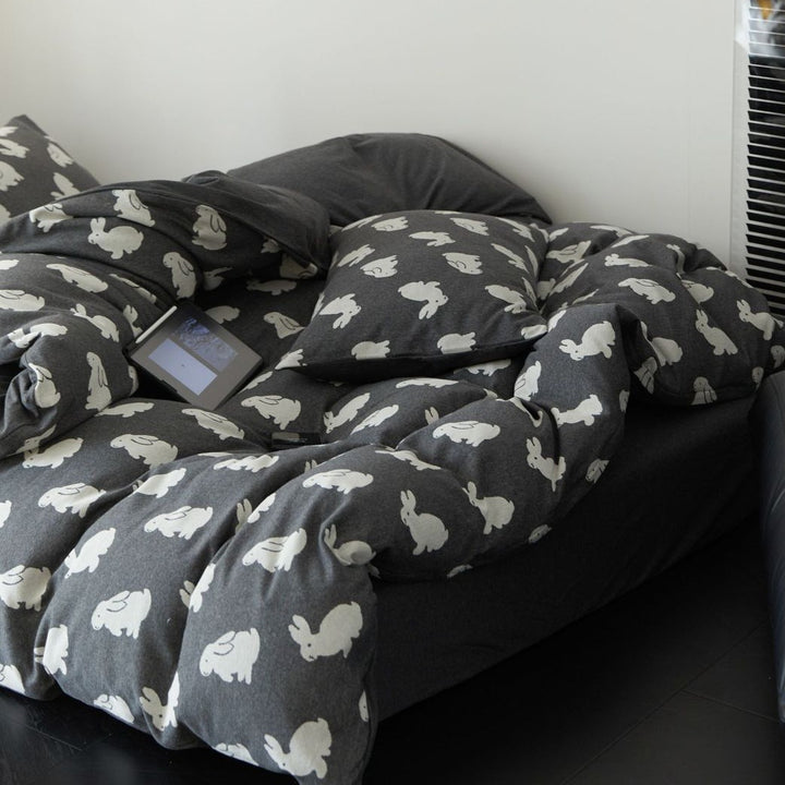 Retro Bunny and Clover Bedding Set