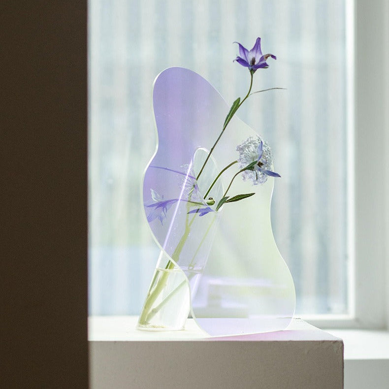 Soft Silhouette Vase