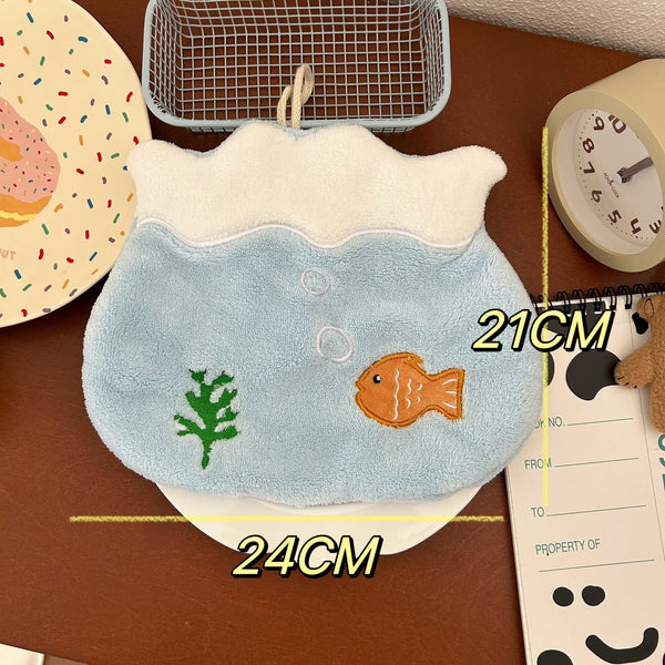 Bubbly Fish Tank Hanging Hand Towel Set