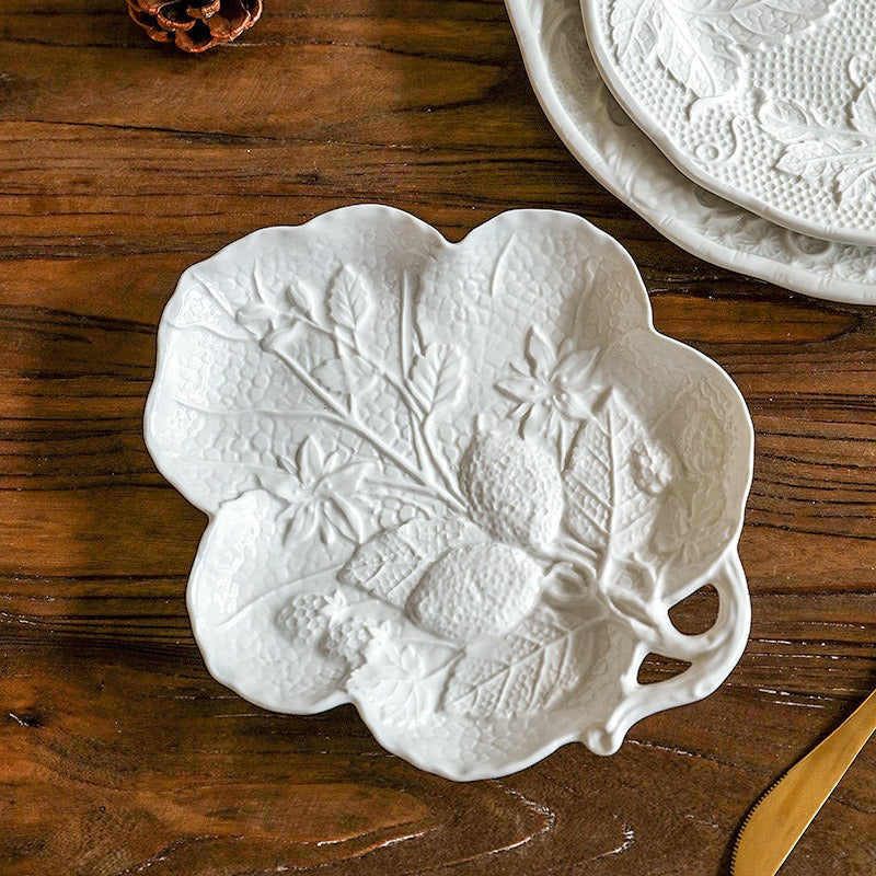 Snowy Leaf Harvest Plate