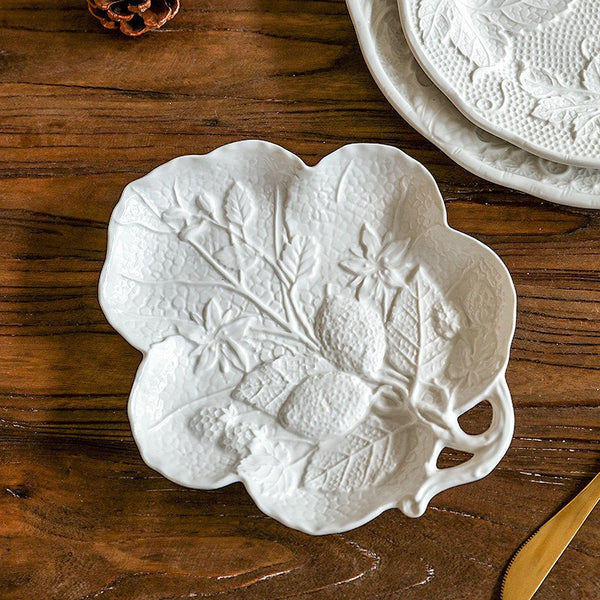 Snowy Leaf Harvest Plate