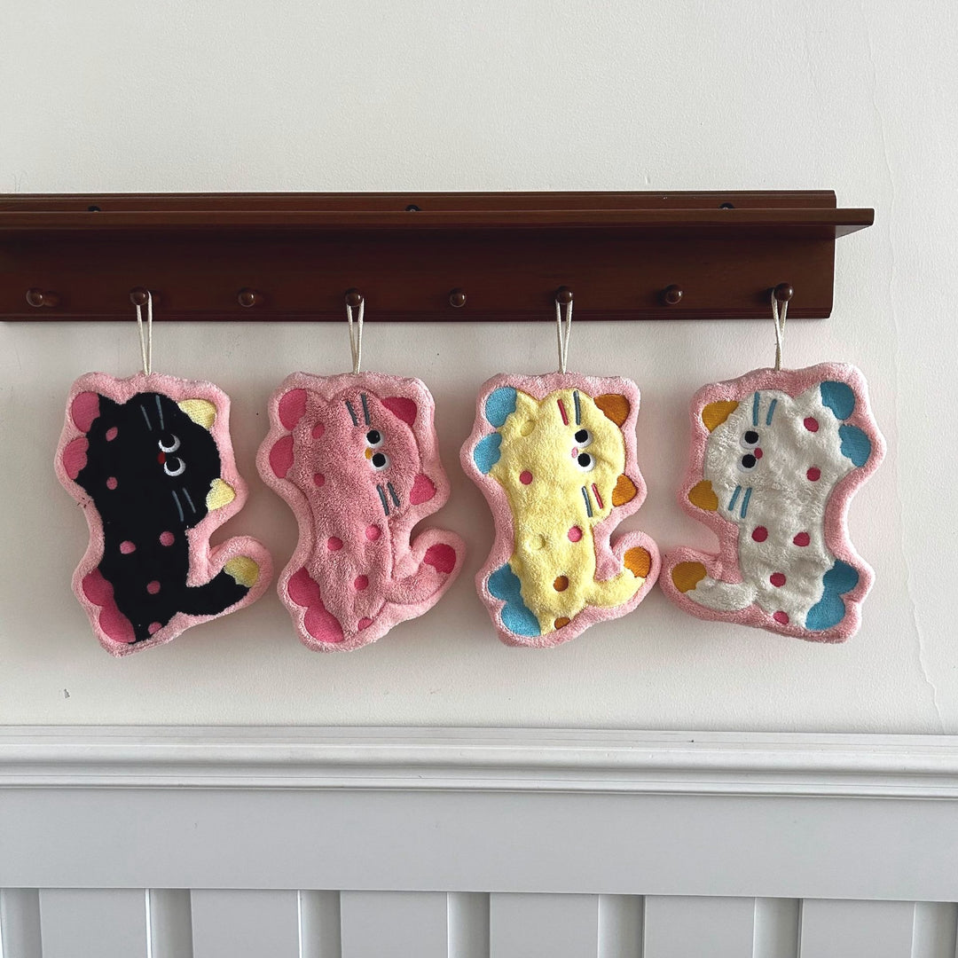 Kitty Hop Hanging Hand Towel Set