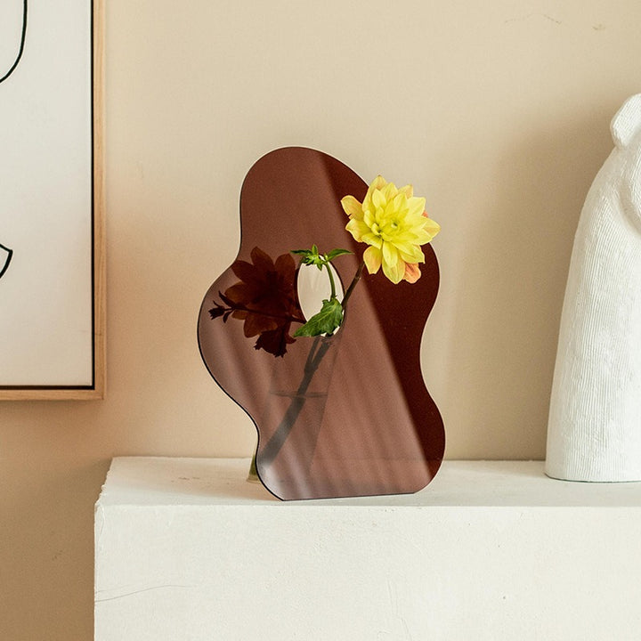 Soft Silhouette Vase