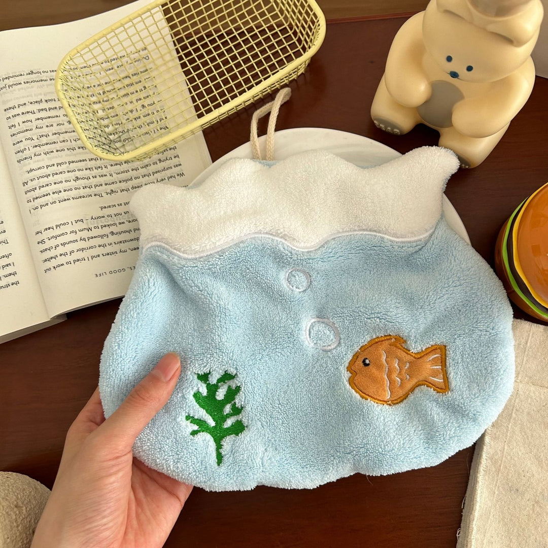 Bubbly Fish Tank Hanging Hand Towel Set
