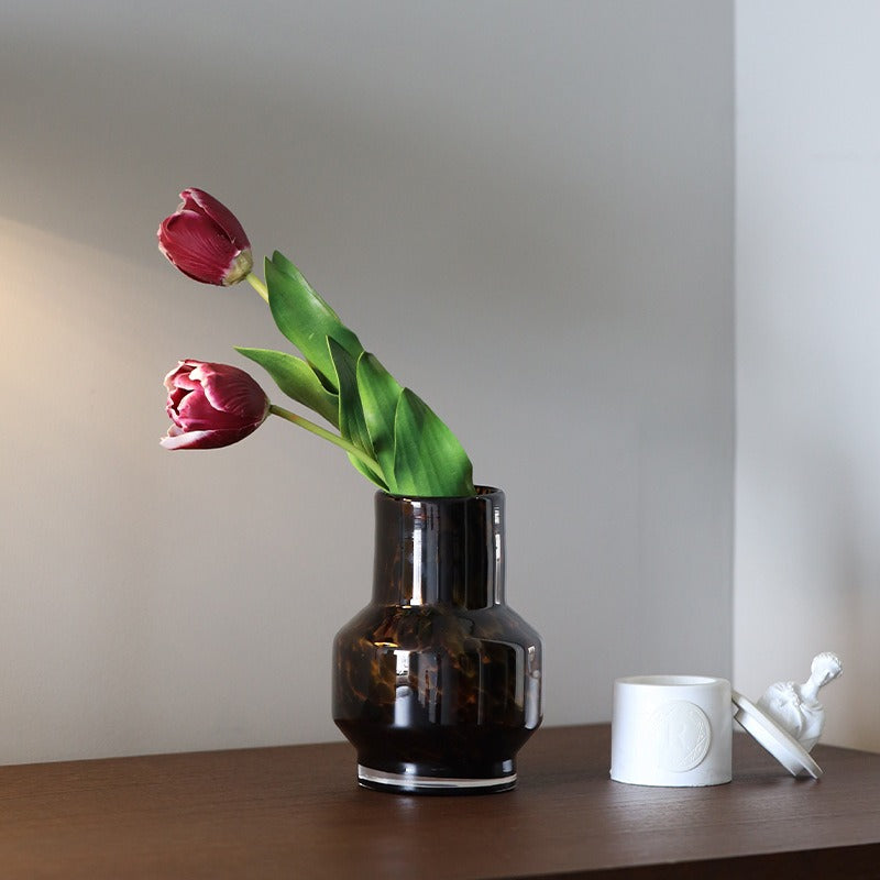 Tortoise Charm Glass Vase