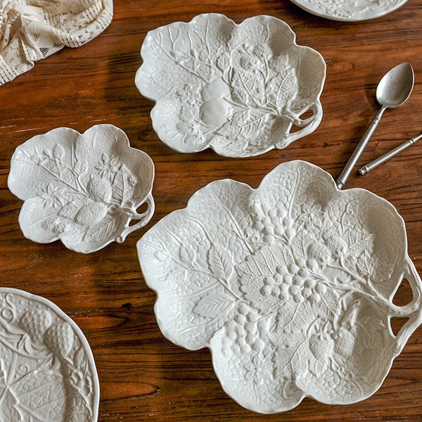 Snowy Leaf Harvest Plate