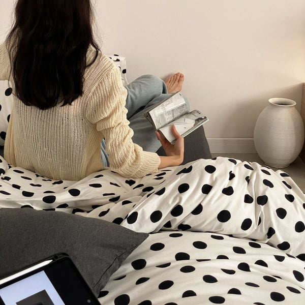 Retro Polka Dots Bedding Set