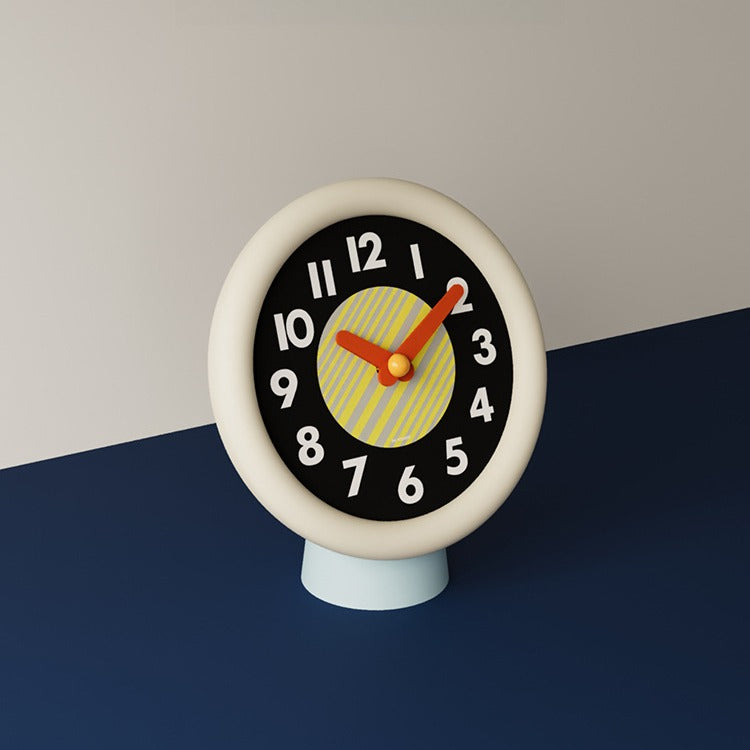 Retro Pop Desk Clock
