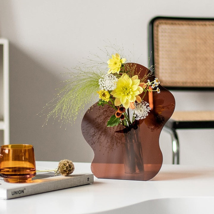 Soft Silhouette Vase