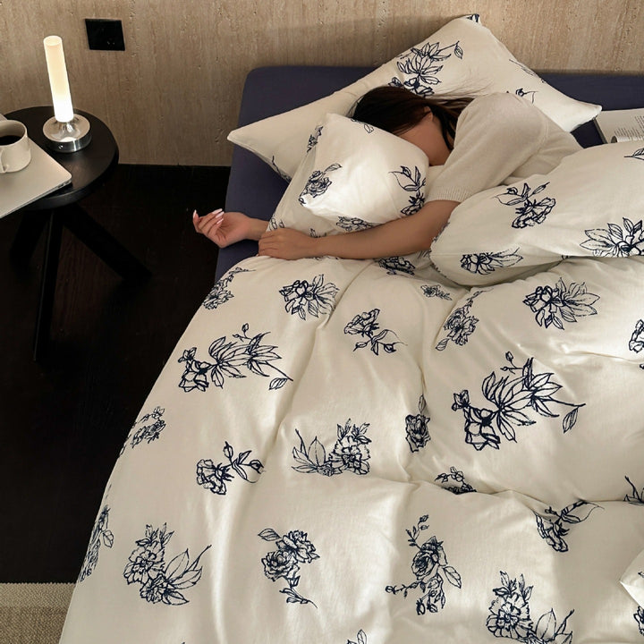 Royal Floral Bedding Set