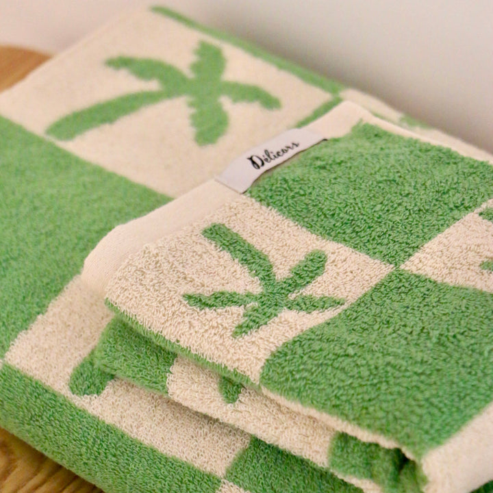 Cactus and Palm Check Towel Set
