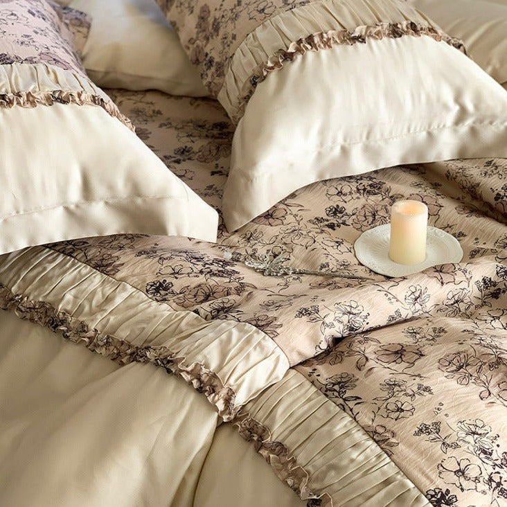 The Oasis Luxe Bedding Set