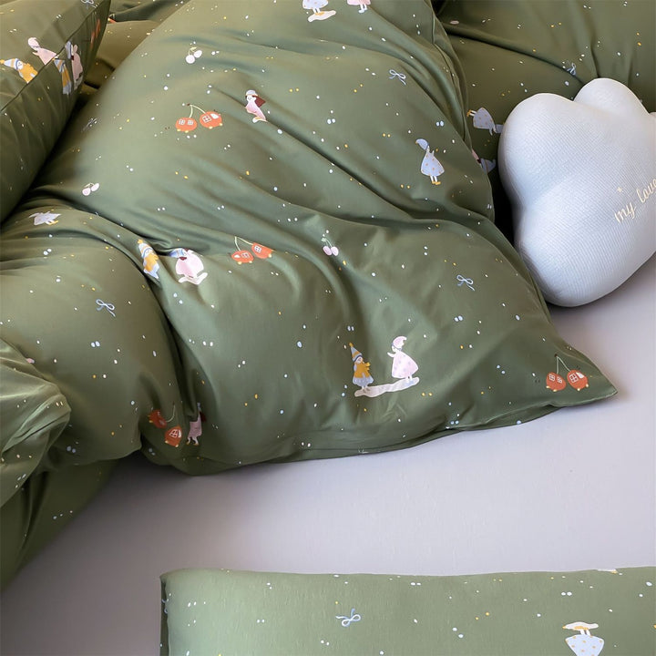 Playful Pals Bedding Set