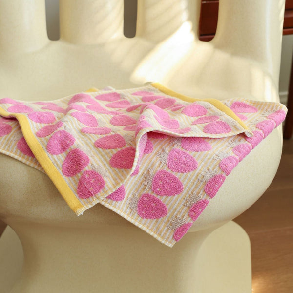 Sweet Strawberry Cotton Towel