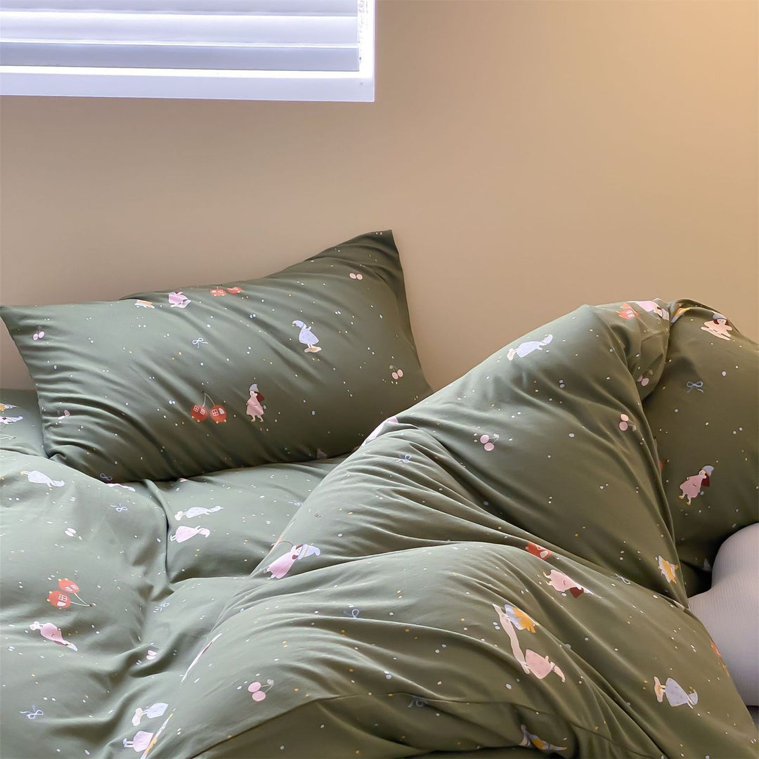 Playful Pals Bedding Set