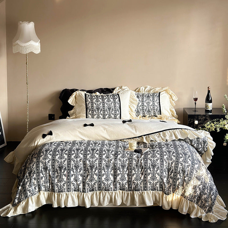 Nostalgic Baroque Bedding Set