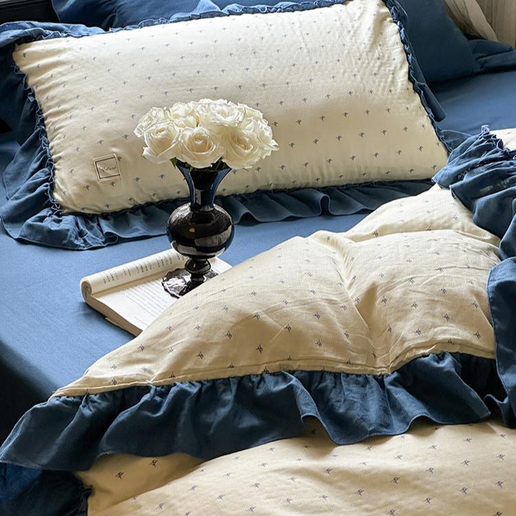 Vintage Ruffled Bedding Set