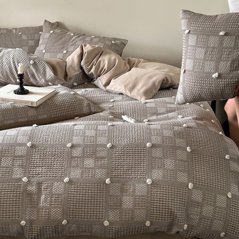 Three-Tone Bedding Set