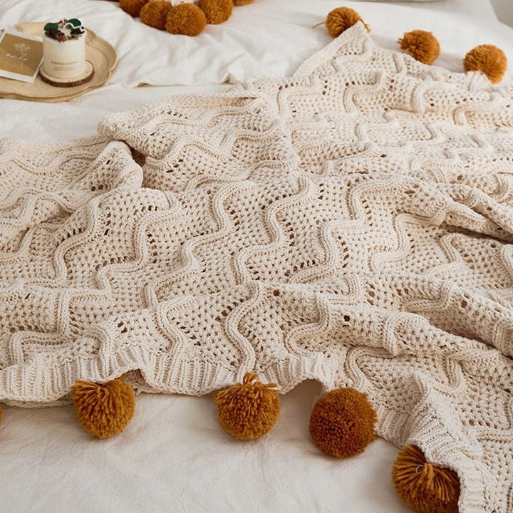 Pom Pom Weave Blanket -Throw- Delicors