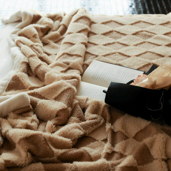 Queen of Diamonds Blanket Collection -Throw- Delicors