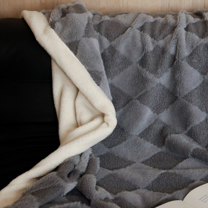 Queen of Diamonds Blanket Collection -Throw- Delicors