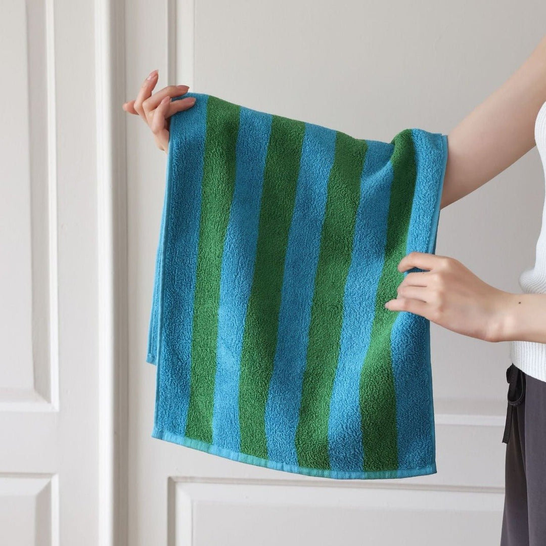 Retro Striped Beach Towel - Towel - Delicors