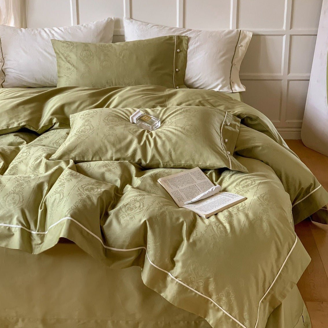 Vintage Sage Green and White Bedding Set – Delicors