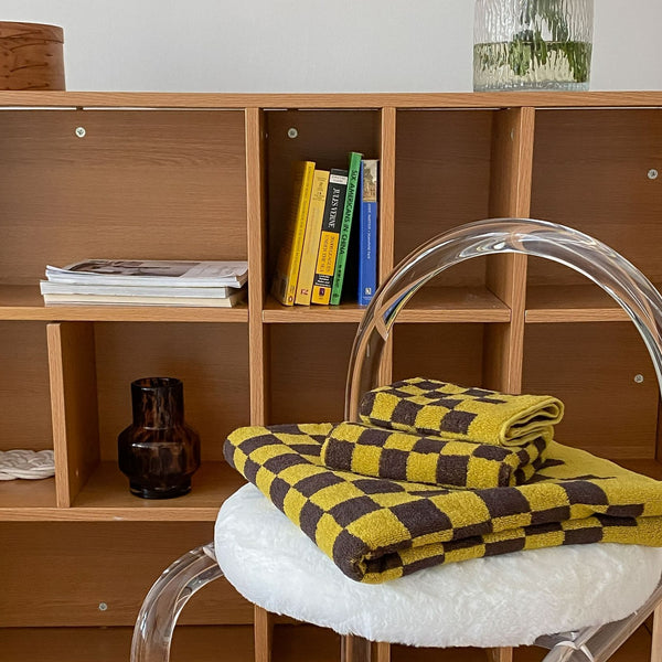 Checkered Plus Towel -Towel- Delicors