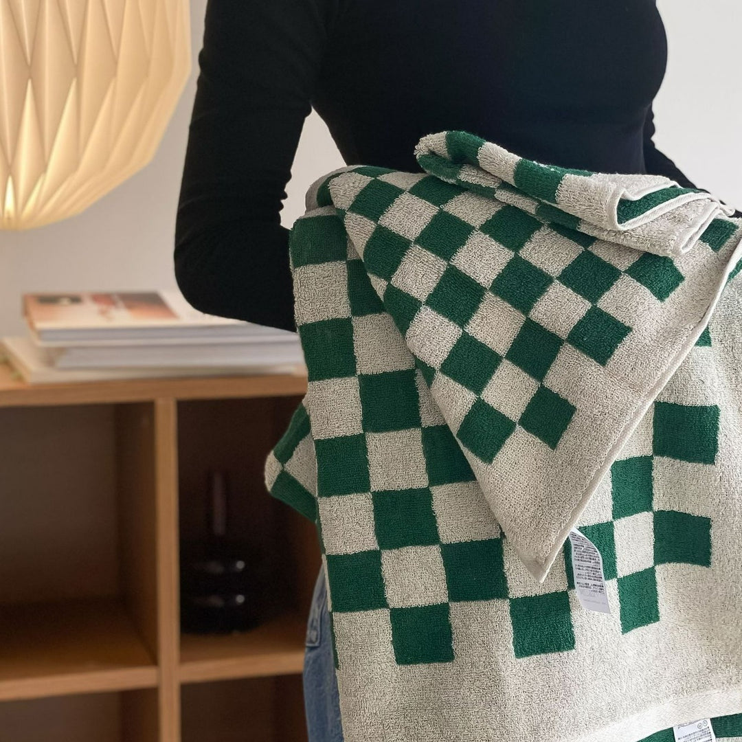 Checkered Plus Towel -Towel- Delicors