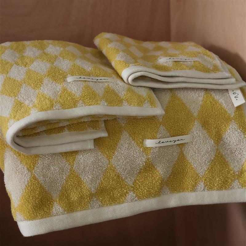 Classic Diamond Towel Collection -Towel- Delicors