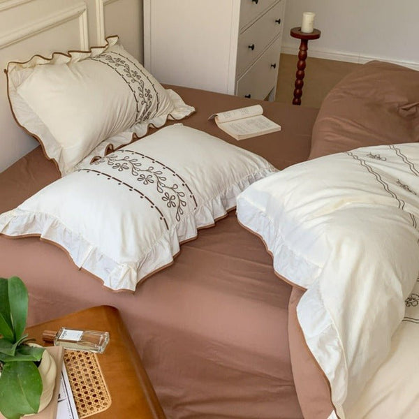 Embroidered Leaf Quilt Cover Set -Bedding- Delicors