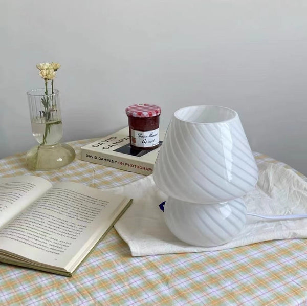 Marbled Vintage Bud Lamp -Lamps- Delicors