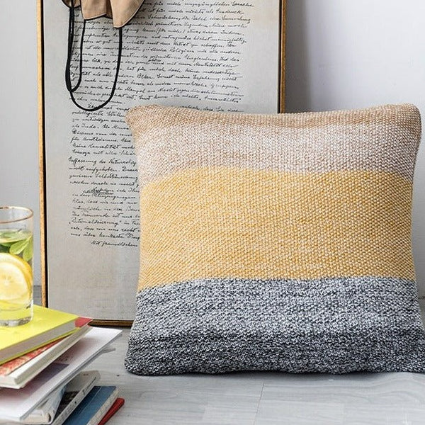 Portraits of Nature Stocknette Knit Cushion and Blanket Collection -Cushion- Delicors