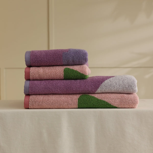 Simple Flower Towel Set -- Delicors
