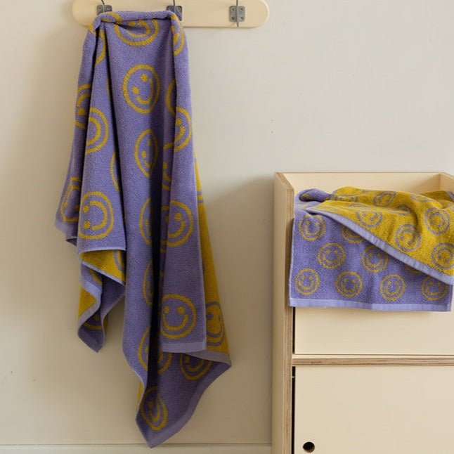 Smile Towel Set -- Delicors