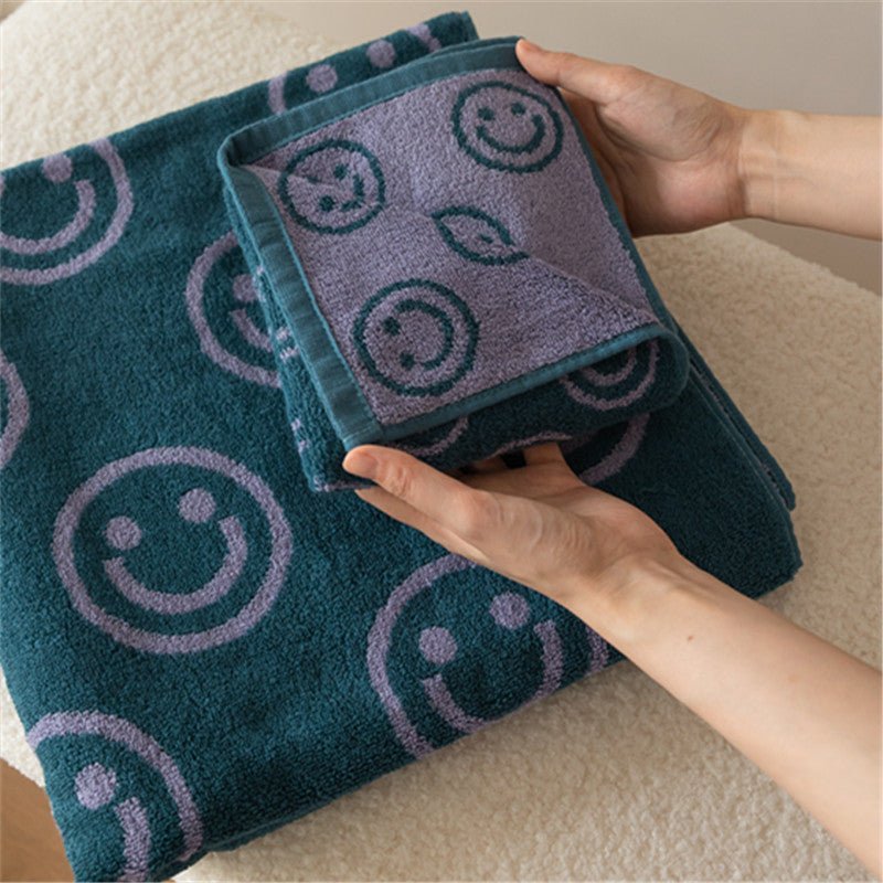 Smile Towel Set -- Delicors