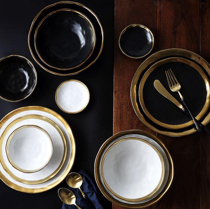 Solar Eclipse Dinner Plate -- Delicors