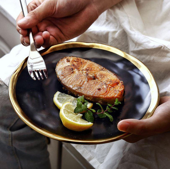 Solar Eclipse Dinner Plate -- Delicors