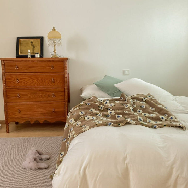 Stitched Floral Blanket -Throw- Delicors