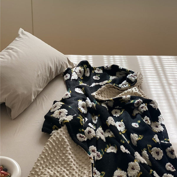 Stitched Floral Blanket -Throw- Delicors