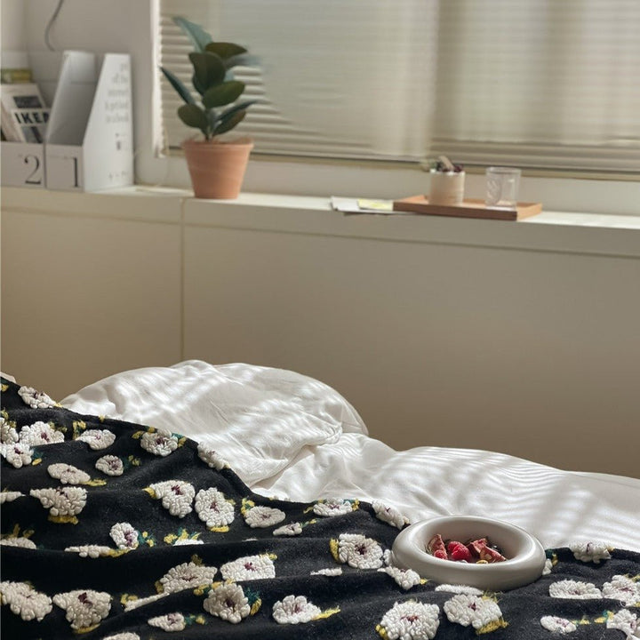 Stitched Floral Blanket -Throw- Delicors