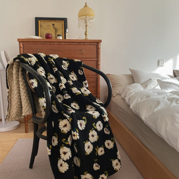 Stitched Floral Blanket -Throw- Delicors